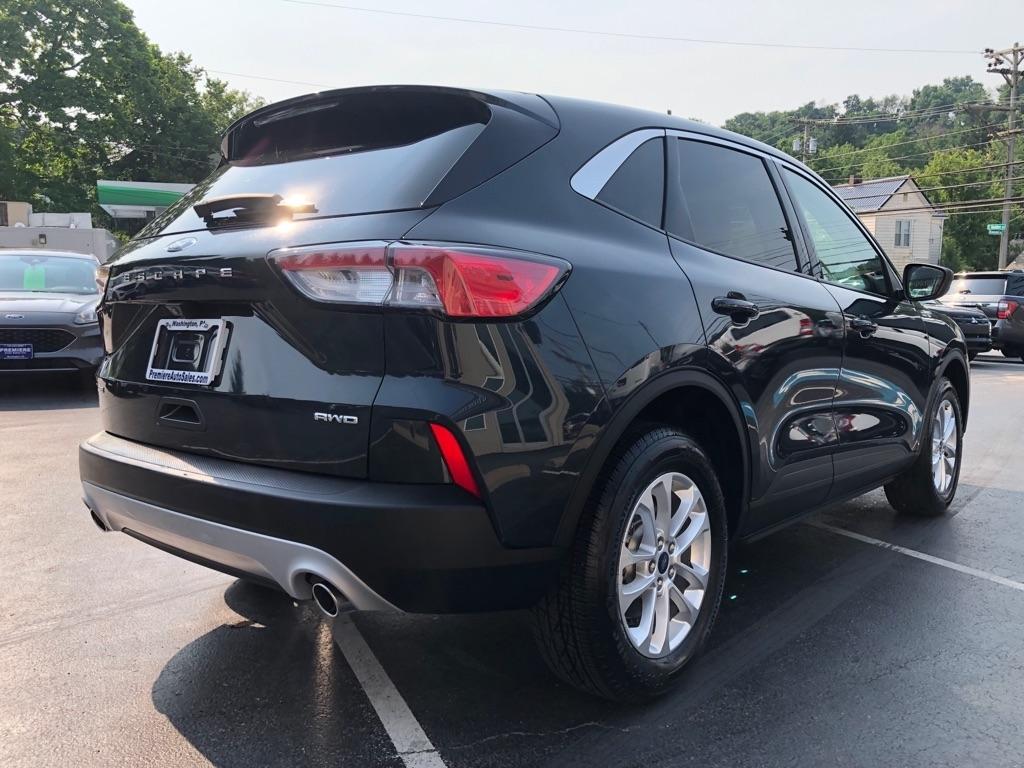 Ford Escape  2022