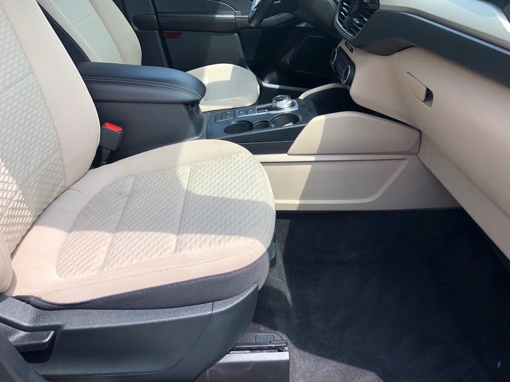 Ford Escape  2022