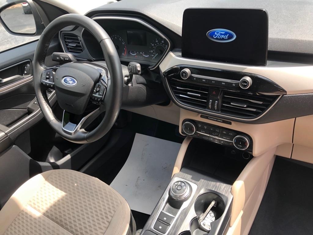 Ford Escape  2022