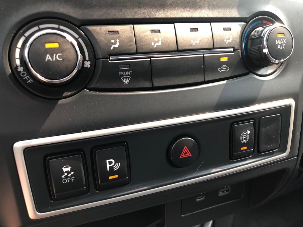 Nissan Titan  2022