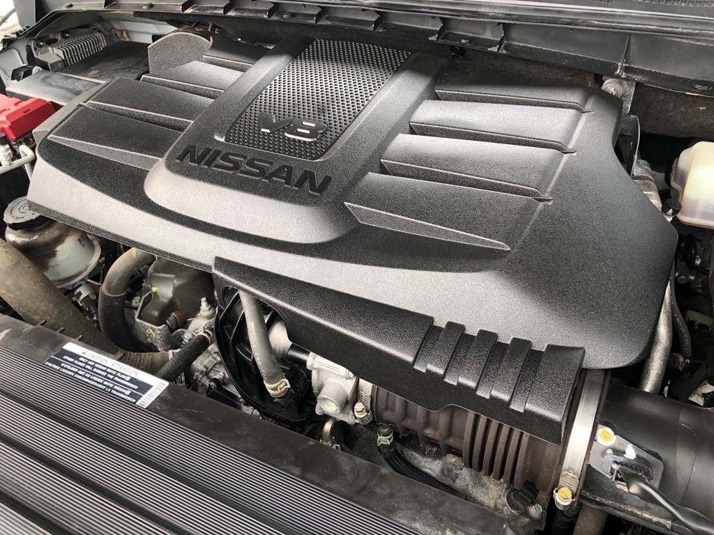 Nissan Titan  2022
