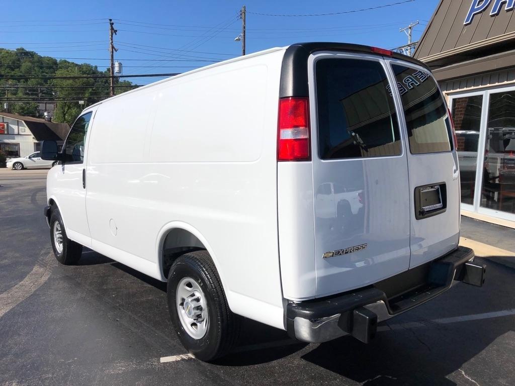 Chevrolet Express  2025