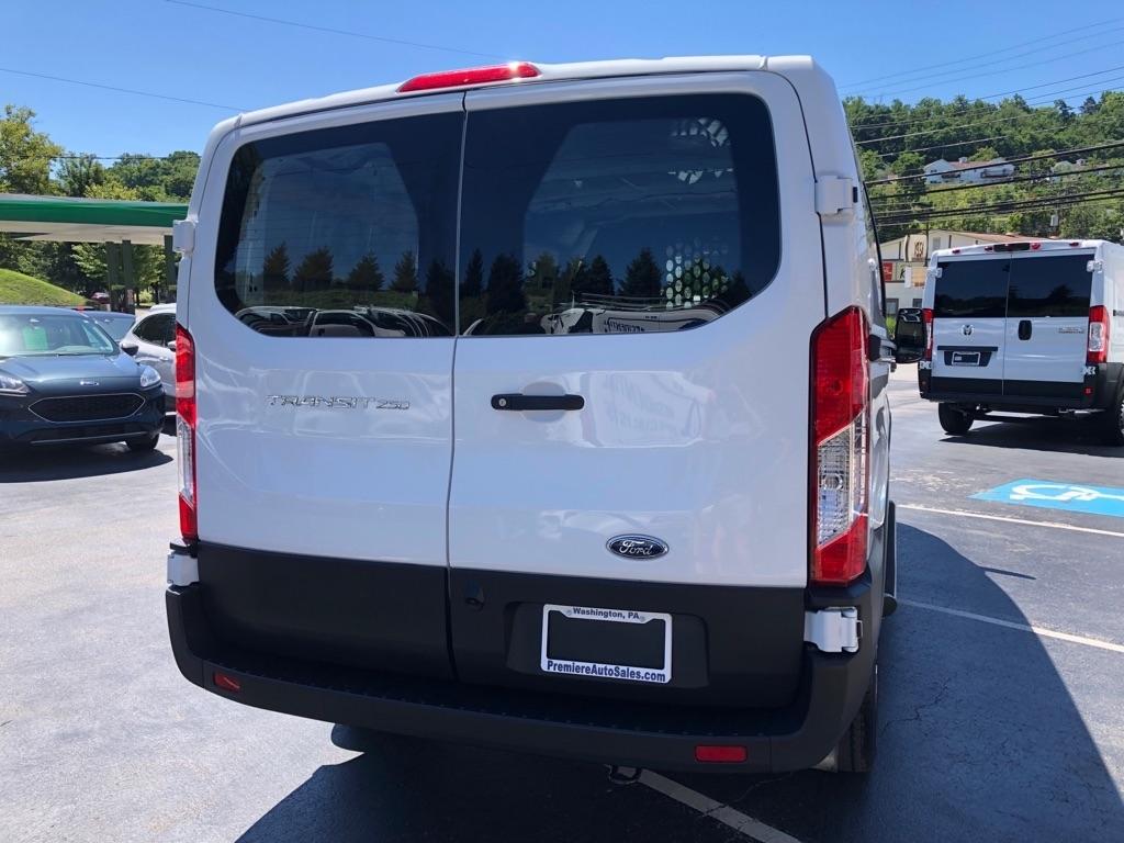 Ford Transit  2025