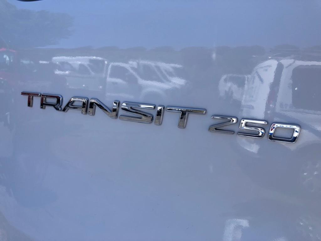 Ford Transit  2025