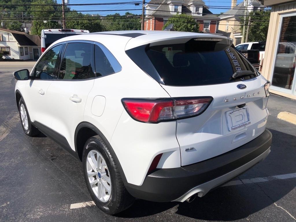 Ford Escape  2021
