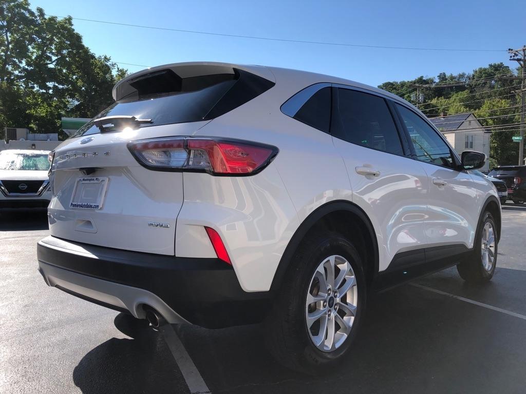 Ford Escape  2021