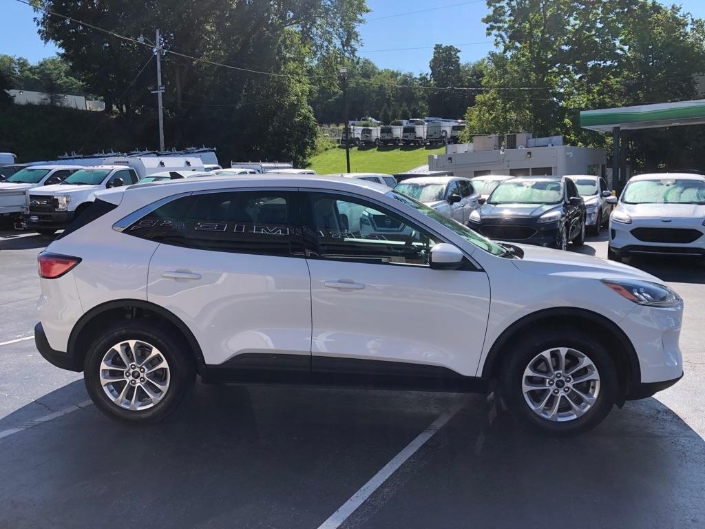Ford Escape  2021