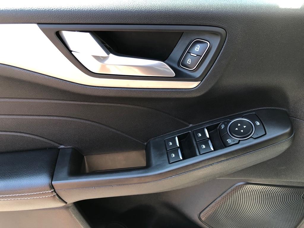 Ford Escape  2021