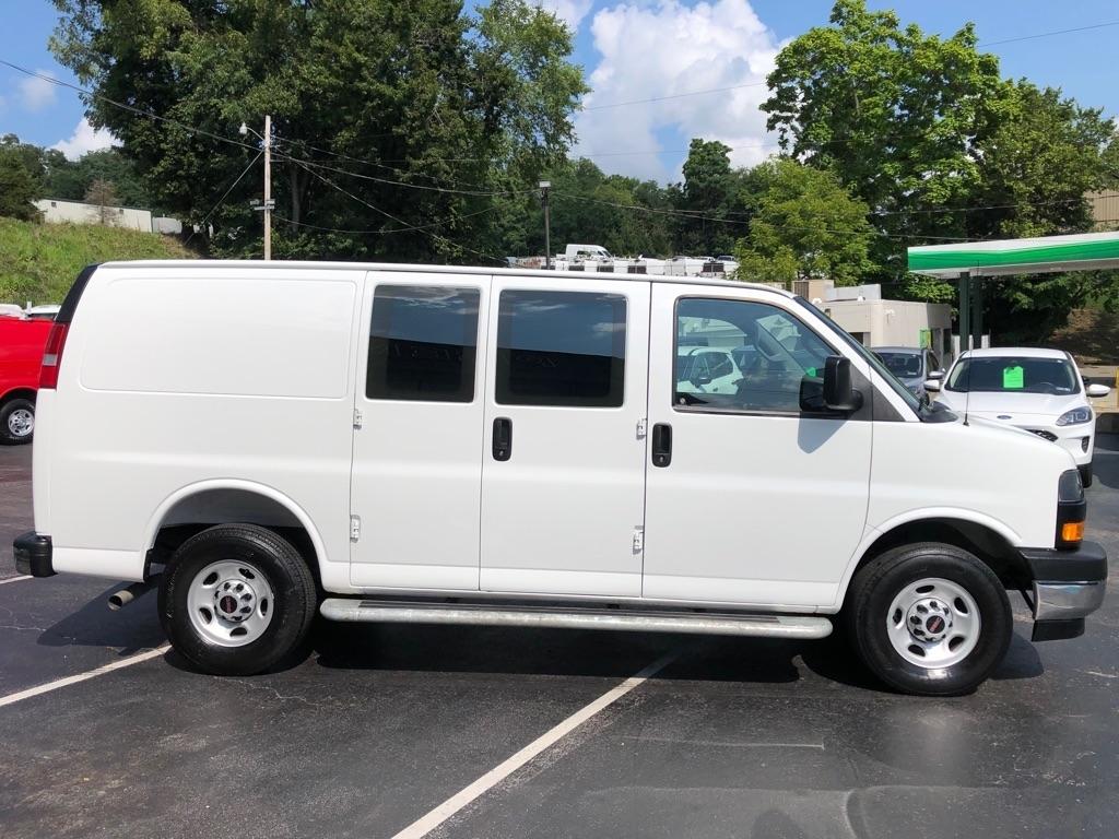 GMC Savana  2025