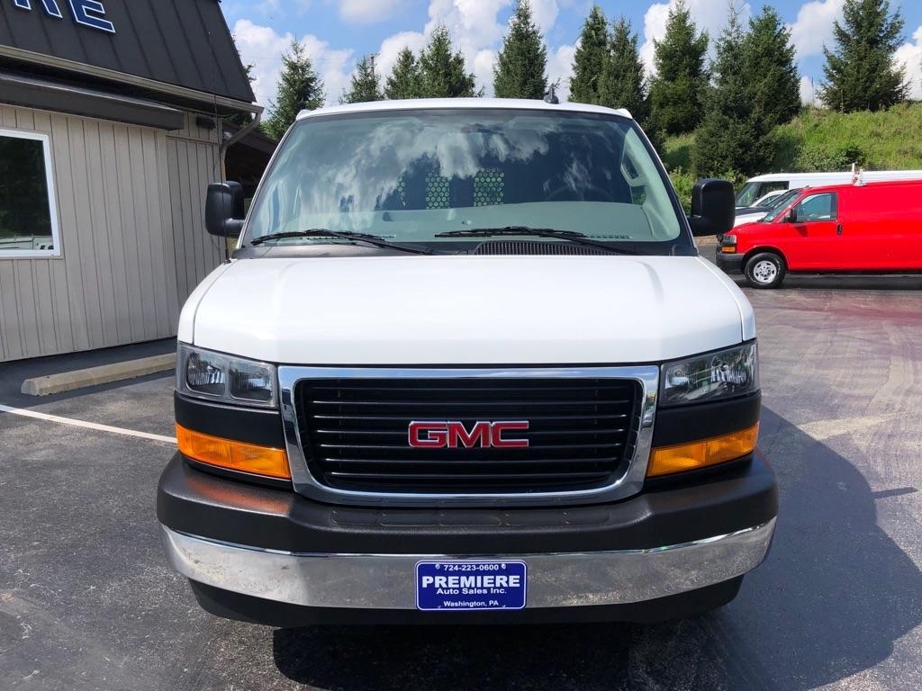 GMC Savana  2025