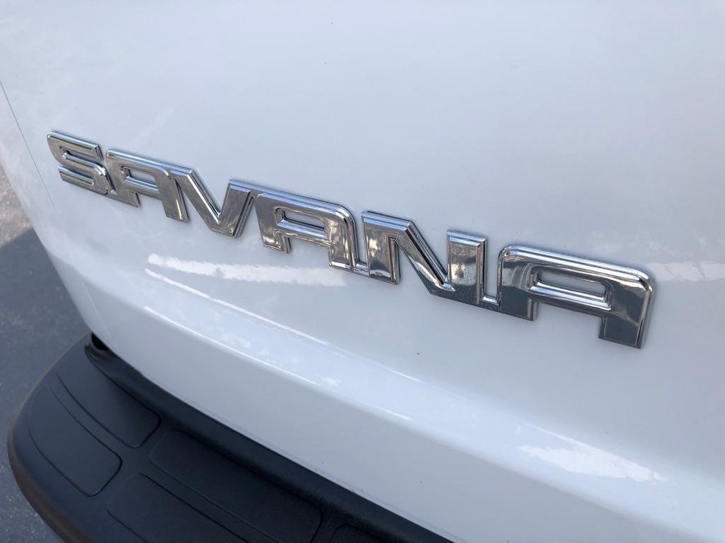 GMC Savana  2025
