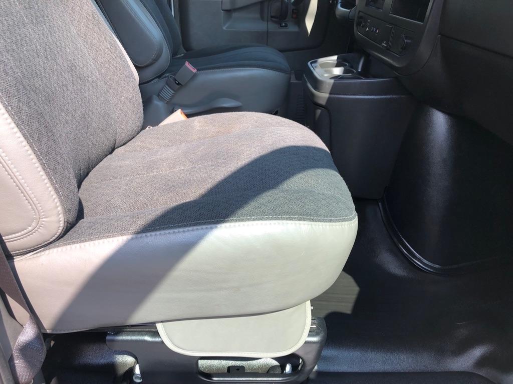 GMC Savana  2025