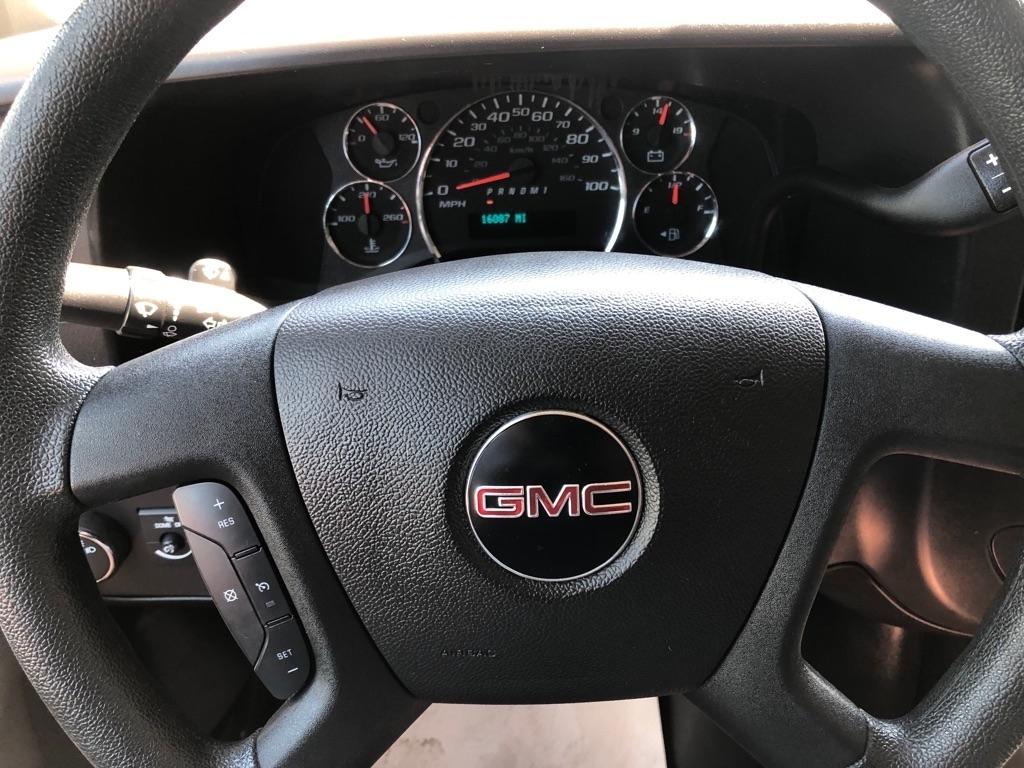 GMC Savana  2025
