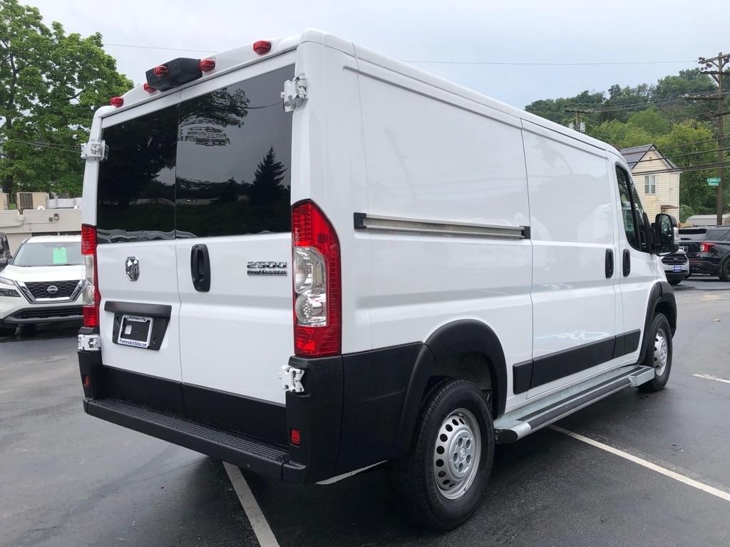 RAM Promaster  2025