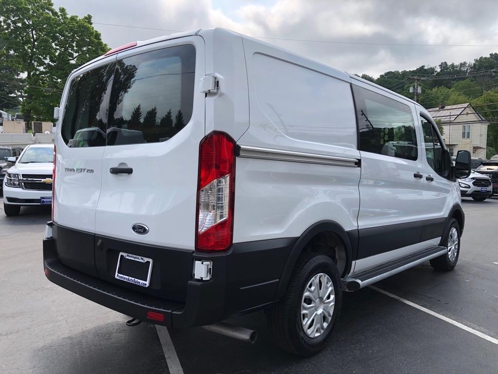 Ford Transit  2025