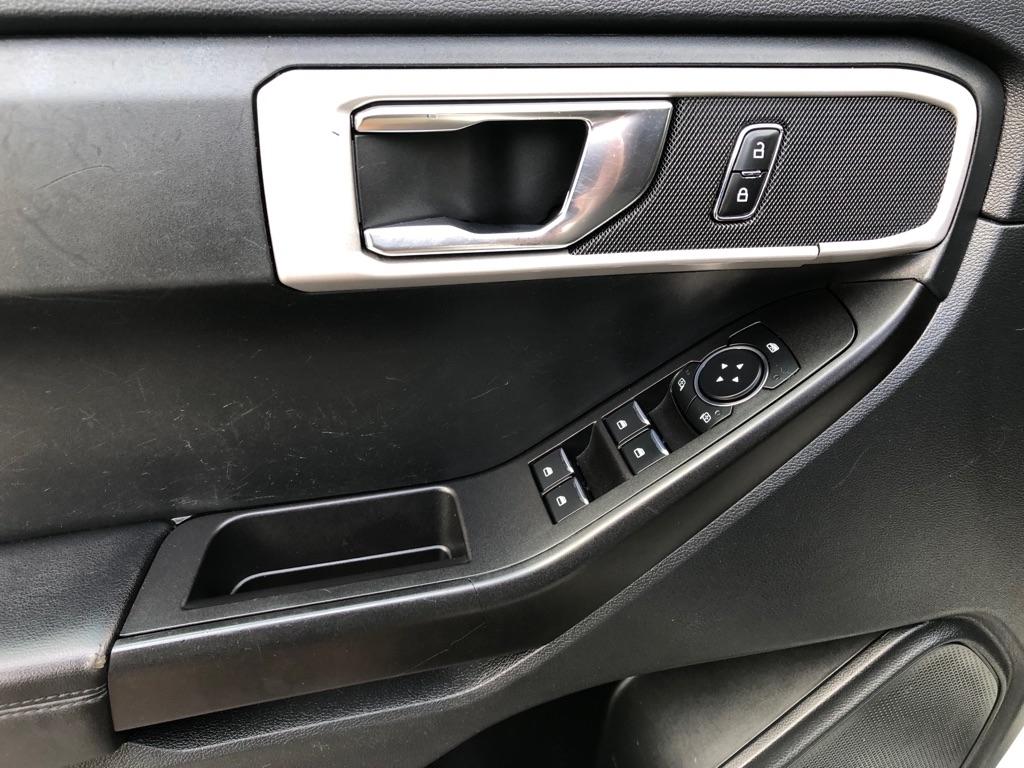 Ford Explorer  2021