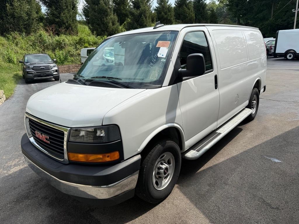 GMC Savana  2025