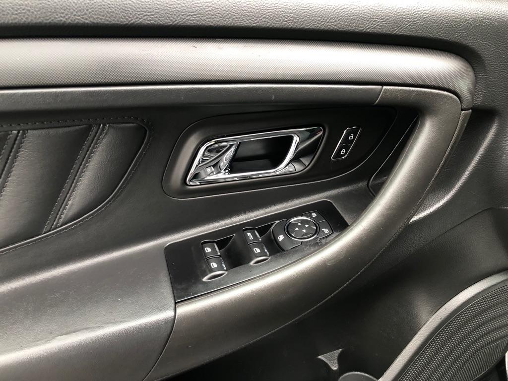 Ford Taurus  2018