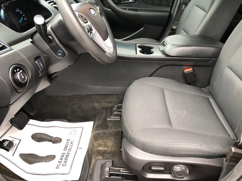 Ford Taurus  2018