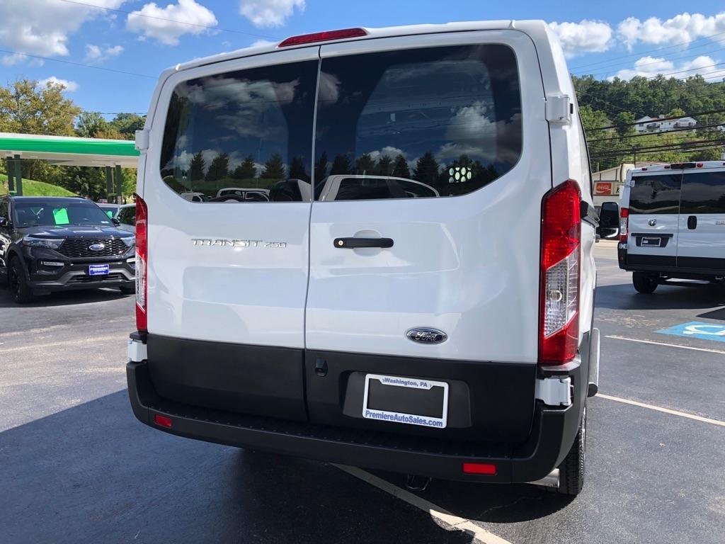 Ford Transit  2025