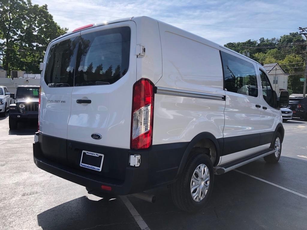 Ford Transit  2025