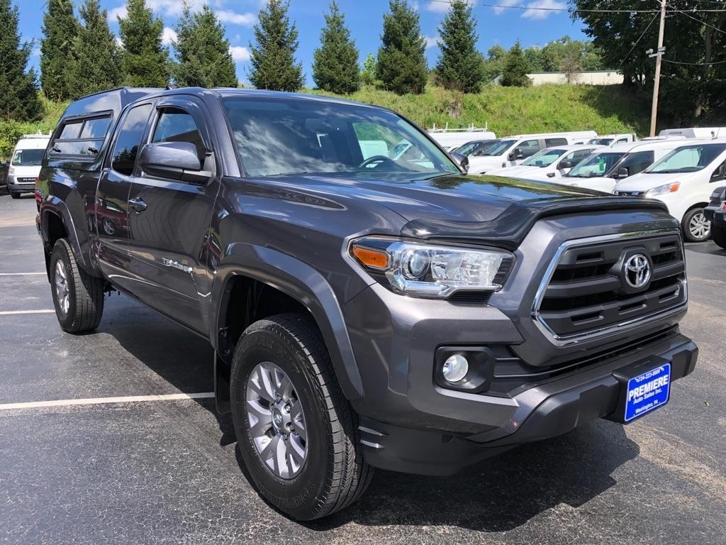 Toyota Tacoma  2016