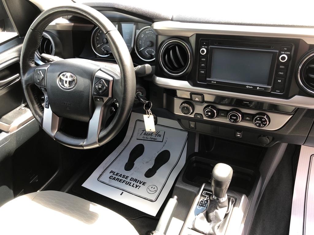 Toyota Tacoma  2016