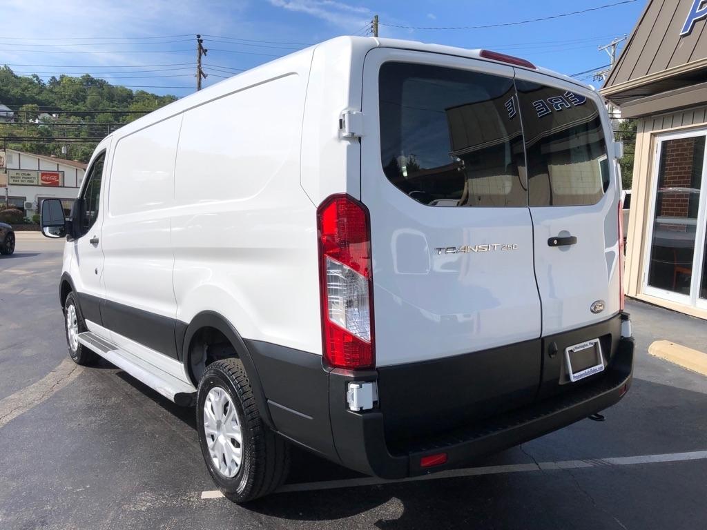 Ford Transit  2025