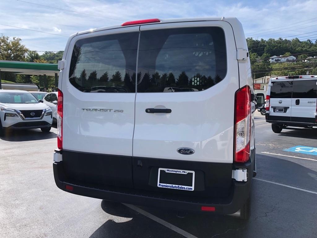 Ford Transit  2025