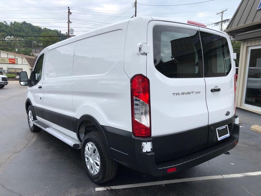 Ford Transit  2025