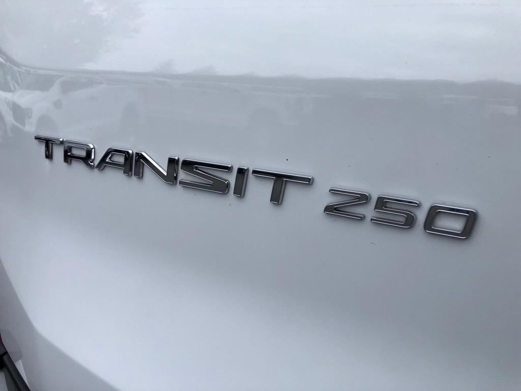 Ford Transit  2025