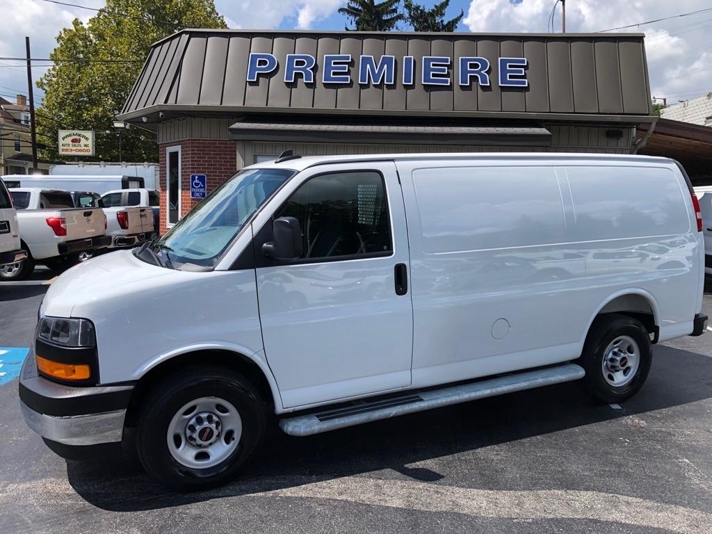 GMC Savana  2025