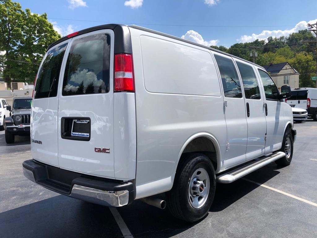 GMC Savana  2025
