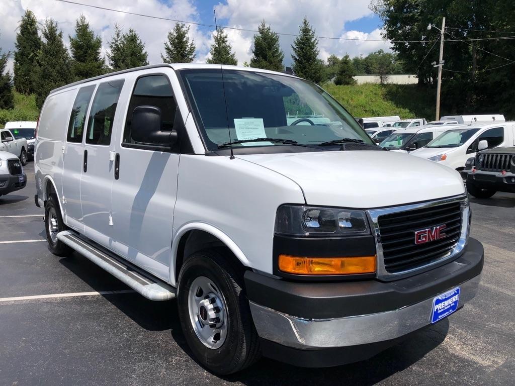 GMC Savana  2025