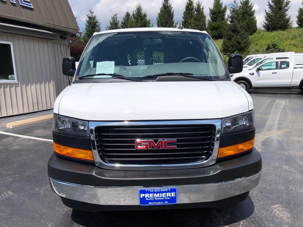 GMC Savana  2025