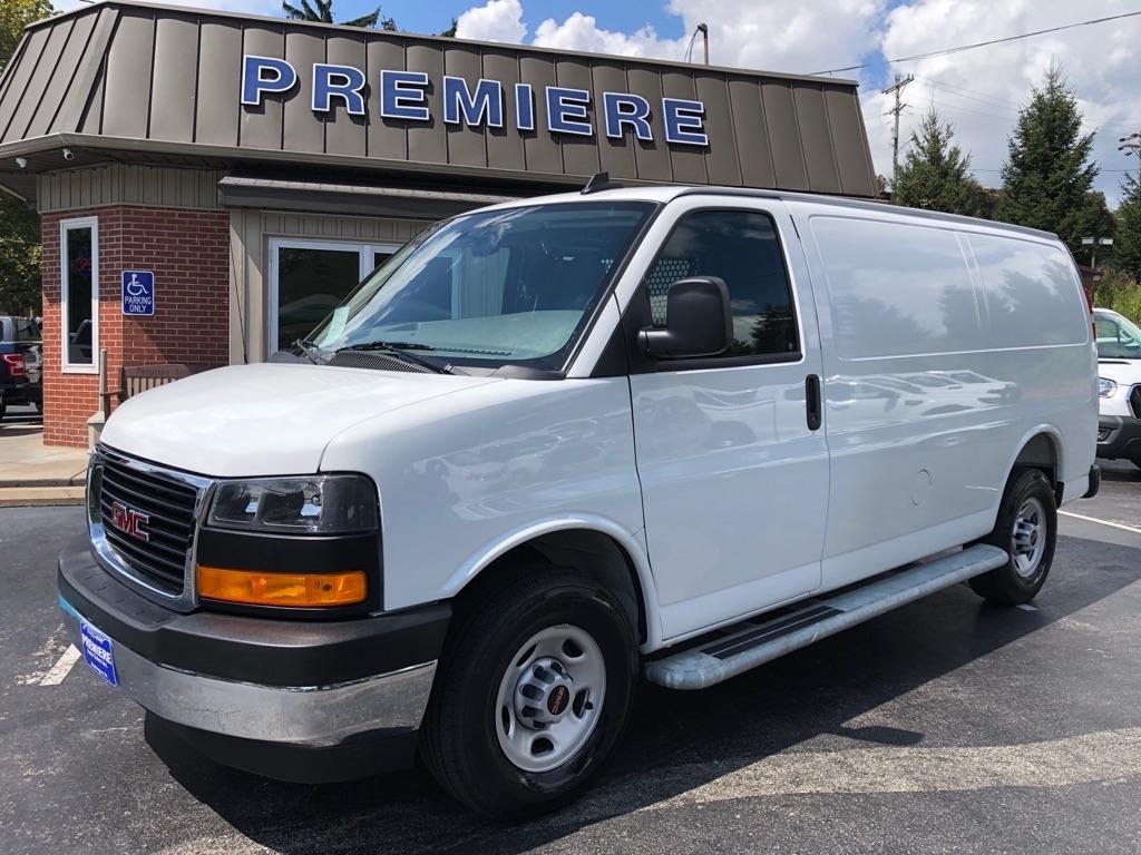 GMC Savana  2025