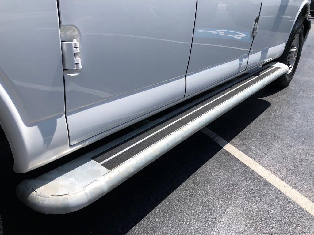 GMC Savana  2025