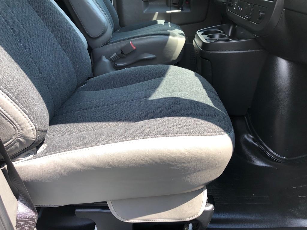 GMC Savana  2025