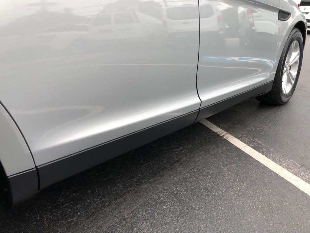 Ford Taurus  2018