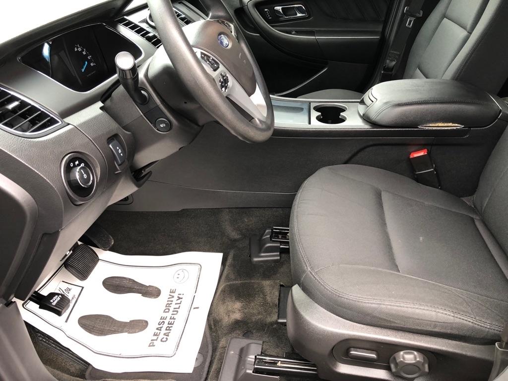 Ford Taurus  2018