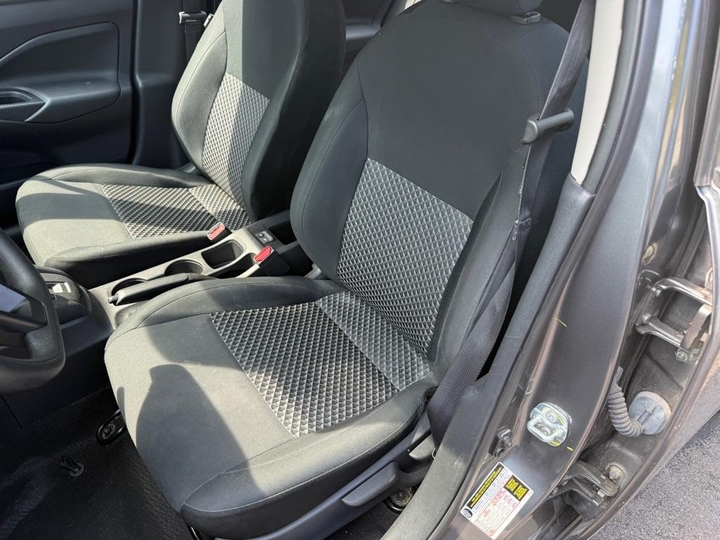 Nissan Versa  2024
