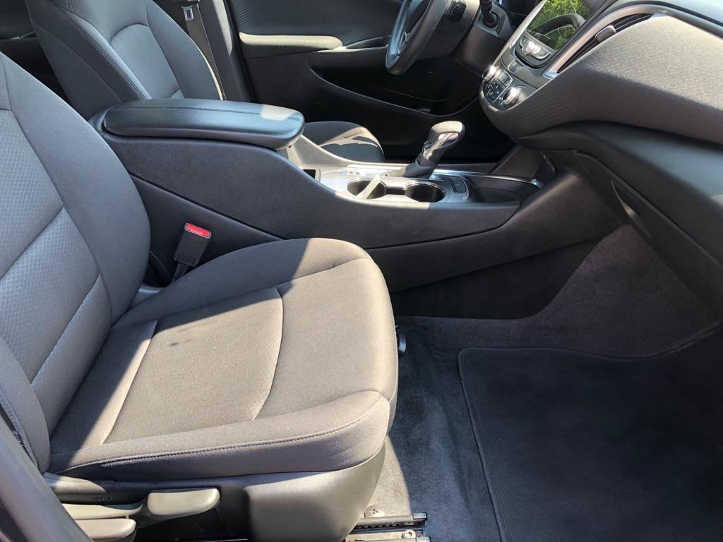 Chevrolet Malibu  2023