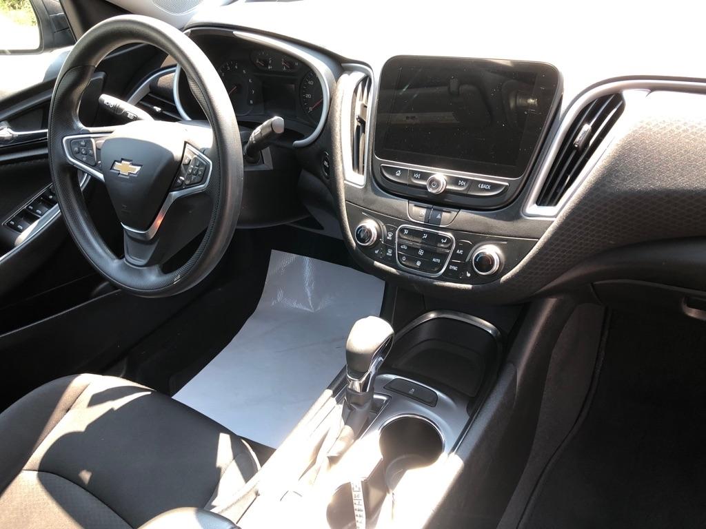 Chevrolet Malibu  2023