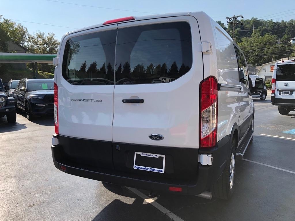 Ford Transit  2025