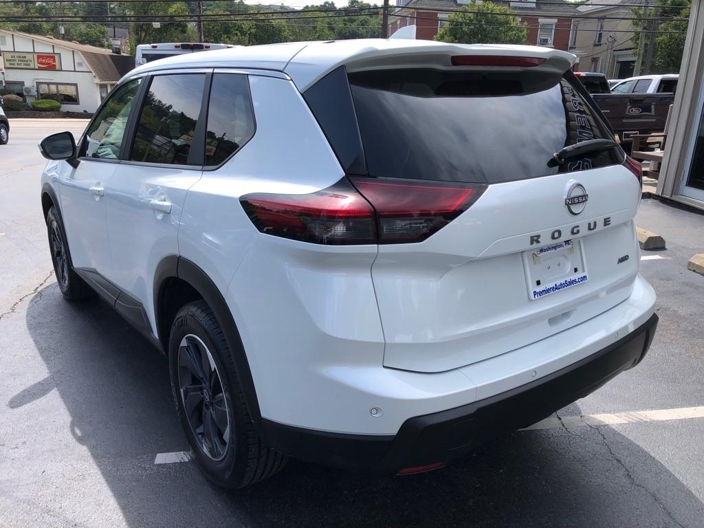 Nissan Rogue  2025