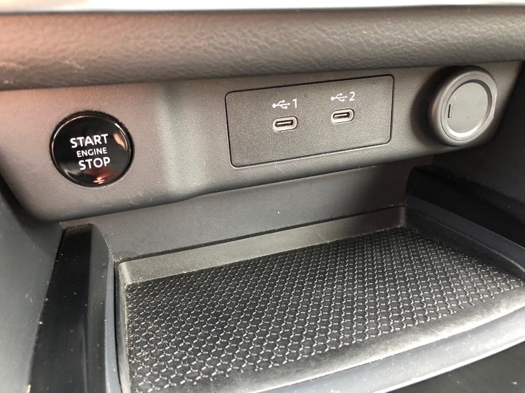 Nissan Rogue  2025