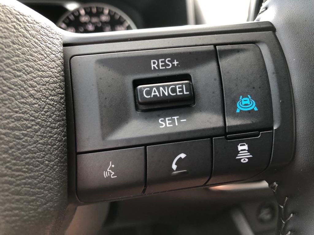 Nissan Rogue  2025