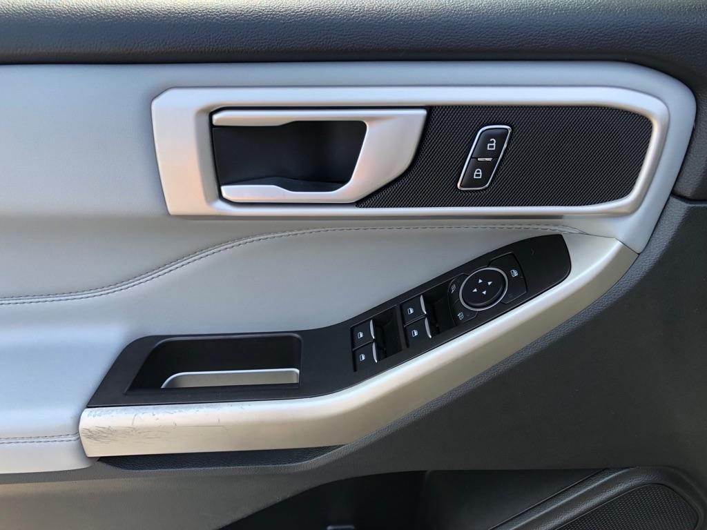 Ford Explorer  2023