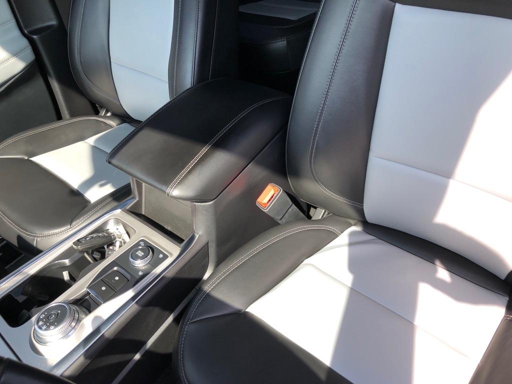 Ford Explorer  2023
