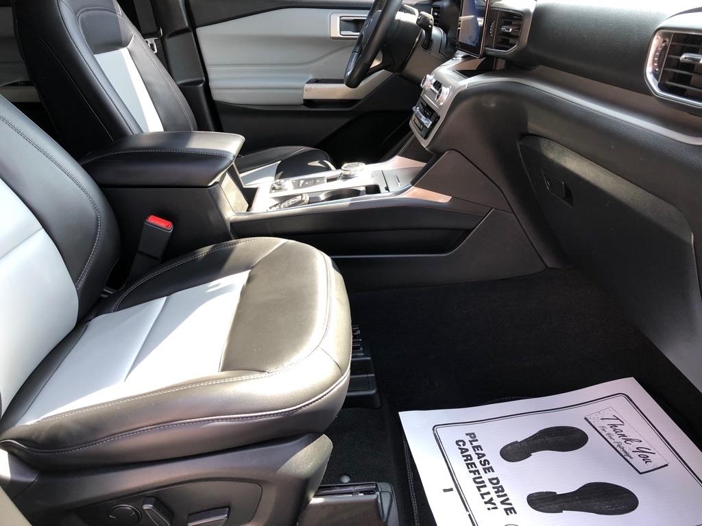 Ford Explorer  2023
